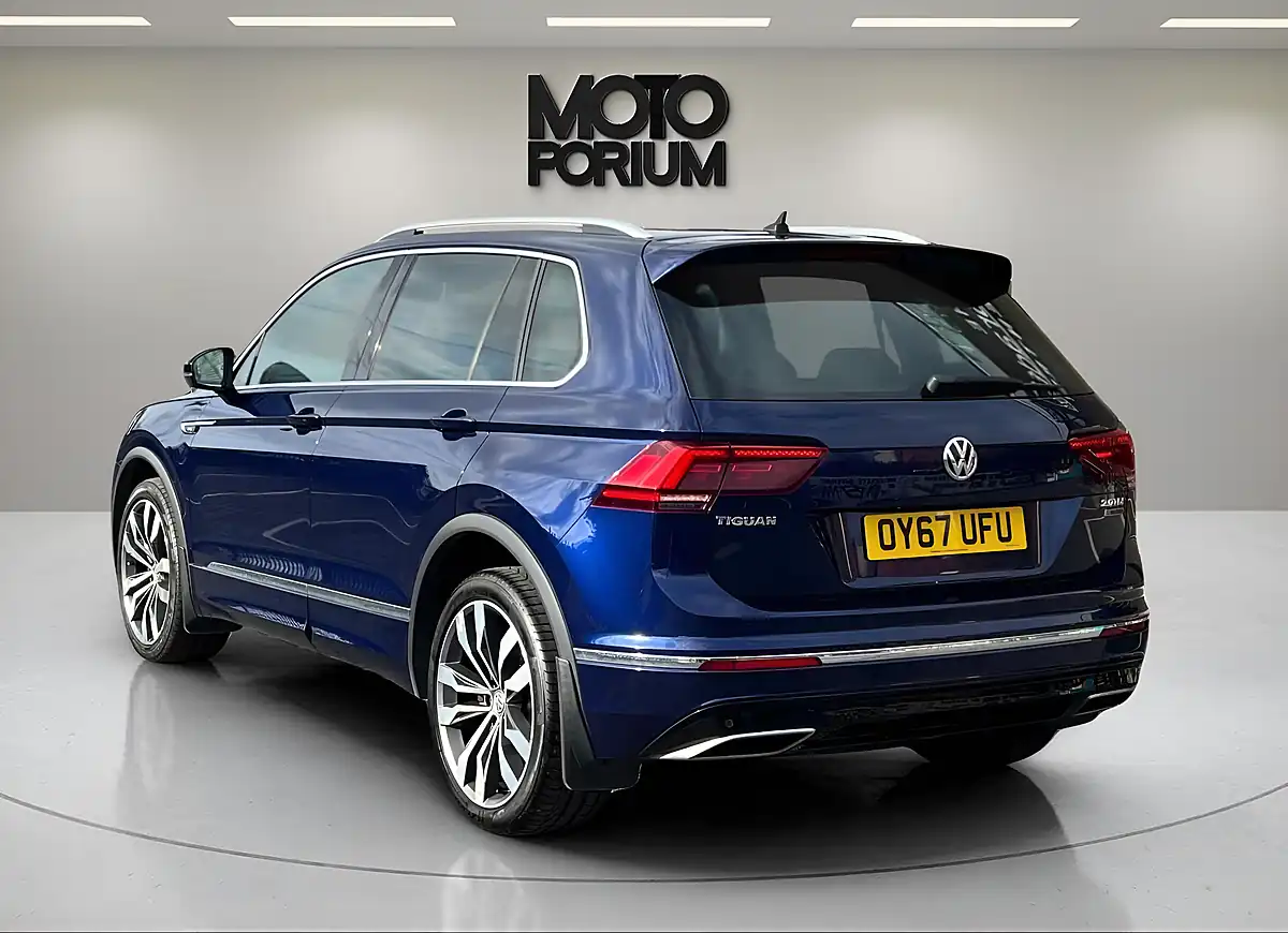 Used 2017 Volkswagen Tiguan R-Line Blue - Interior and Exterior details 11