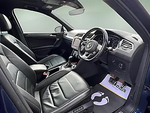 Used 2017 Volkswagen Tiguan R-Line Blue - Interior and Exterior details 15
