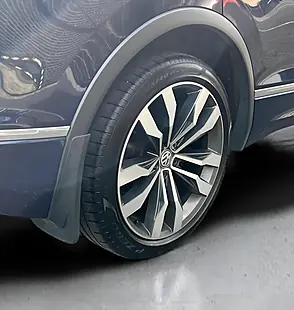 Used 2017 Volkswagen Tiguan R-Line Blue - Interior and Exterior details 17