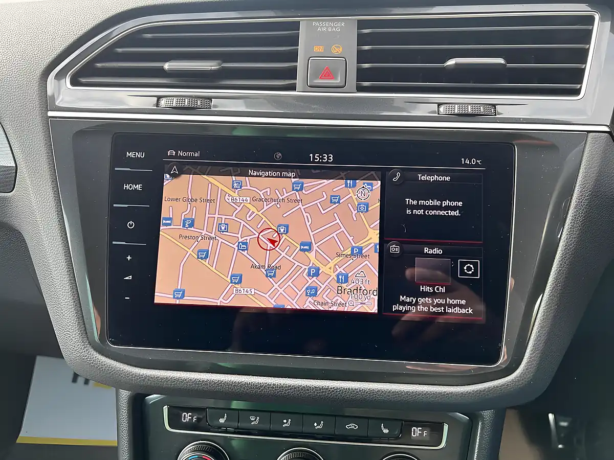 Used 2017 Volkswagen Tiguan R-Line Blue - Interior and Exterior details 18