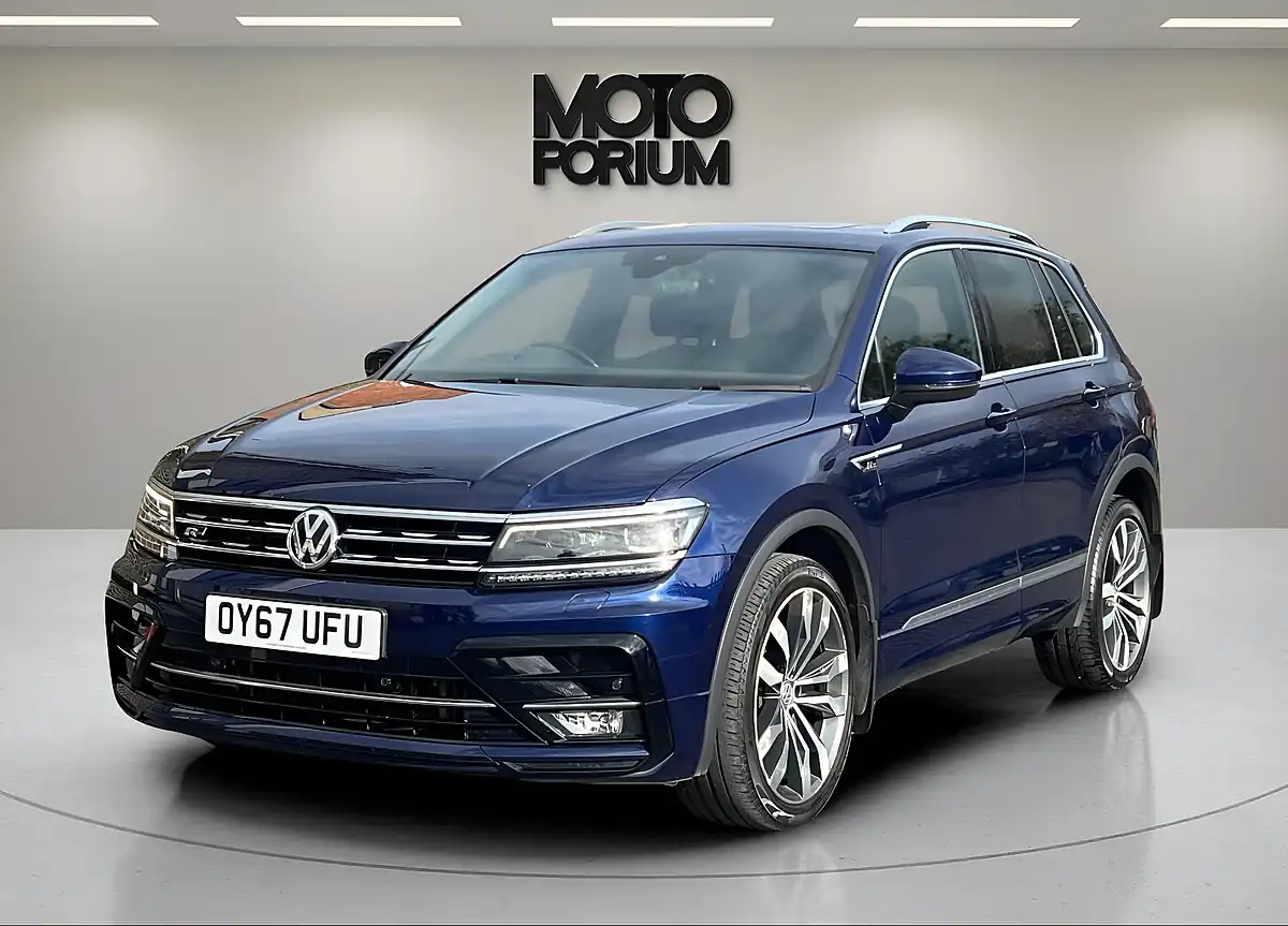 Used 2017 Volkswagen Tiguan R-Line Blue - Interior and Exterior details 2