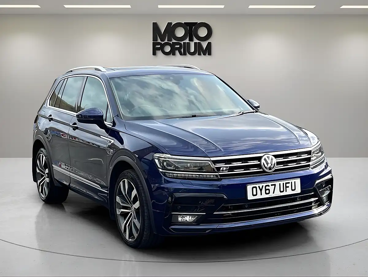Used 2017 Volkswagen Tiguan R-Line Blue - Interior and Exterior details 8