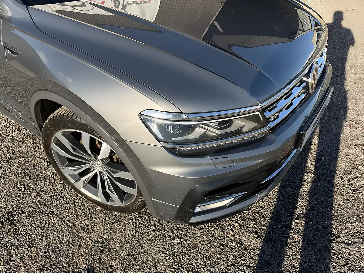Used 2017 Volkswagen Tiguan R-Line Grey - Interior and Exterior details 2