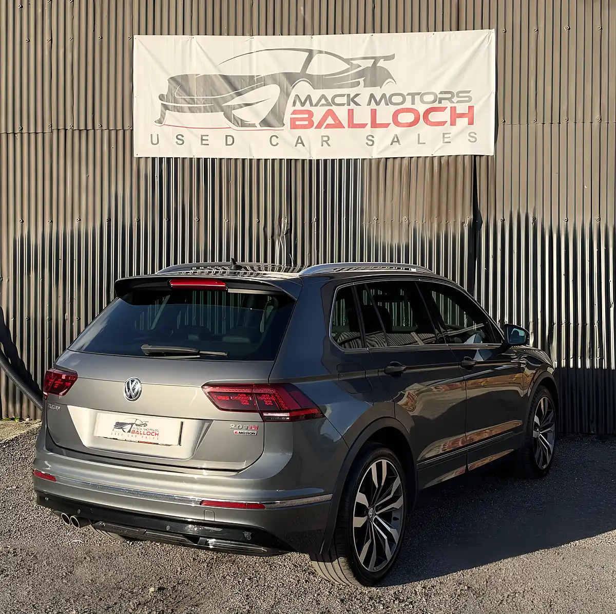Used 2017 Volkswagen Tiguan R-Line Grey - Interior and Exterior details 5