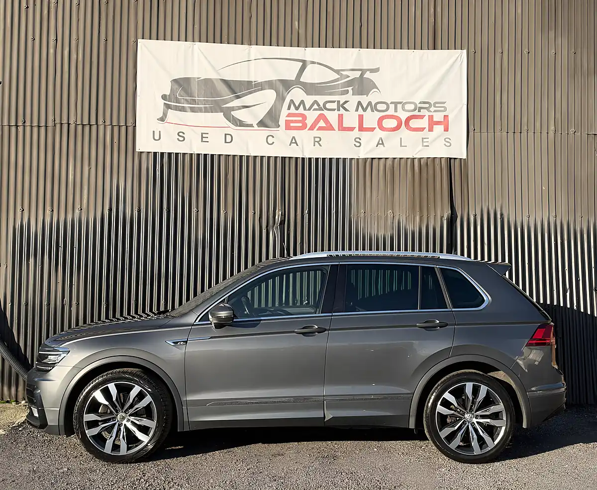 Used 2017 Volkswagen Tiguan R-Line Grey - Interior and Exterior details 8