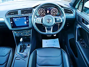 Used 2017 Volkswagen Tiguan R-Line Pure White - Interior and Exterior details 14
