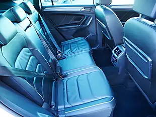 Used 2017 Volkswagen Tiguan R-Line Pure White - Interior and Exterior details 18