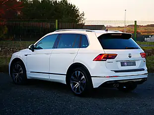 Used 2017 Volkswagen Tiguan R-Line Pure White - Interior and Exterior details 7