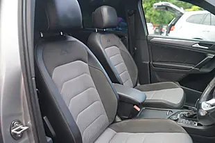 Used 2017 Volkswagen Tiguan R-Line Silver - Interior and Exterior details 14