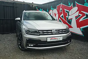 Used 2017 Volkswagen Tiguan R-Line Silver - Interior and Exterior details 3