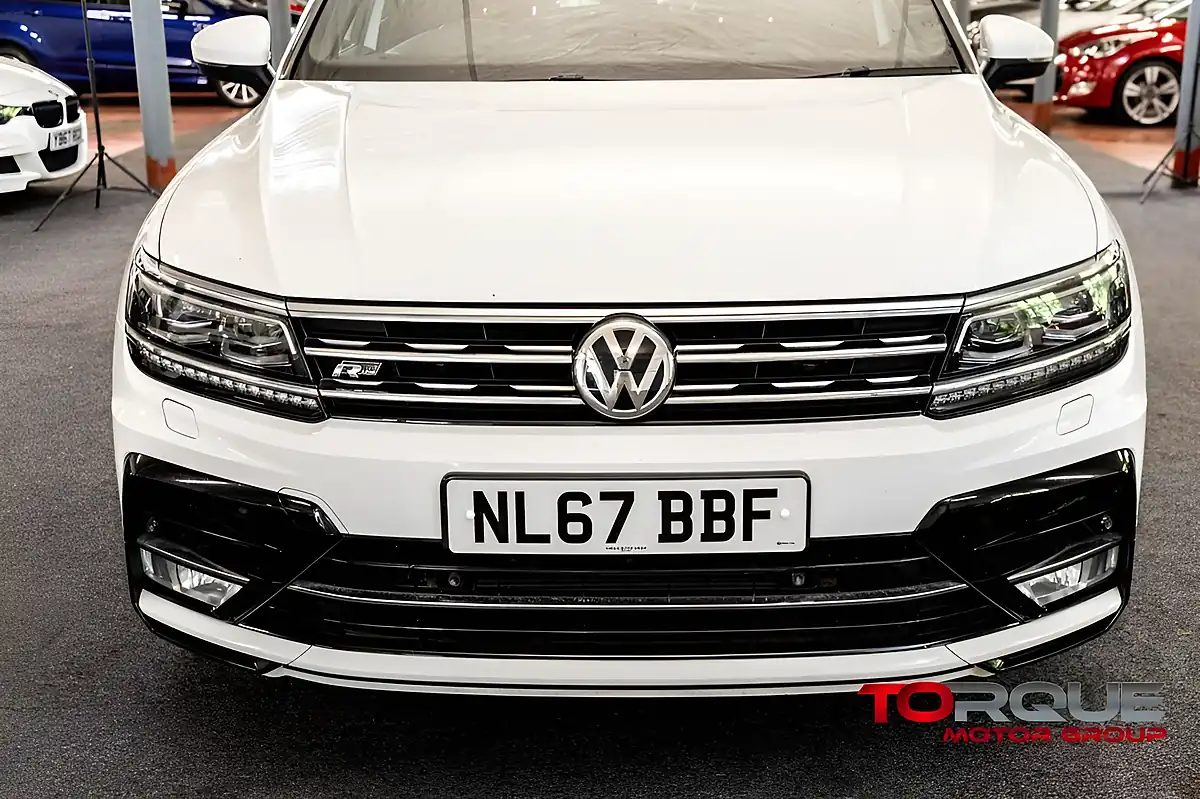 Used 2017 Volkswagen Tiguan R-Line White - Interior and Exterior details 11