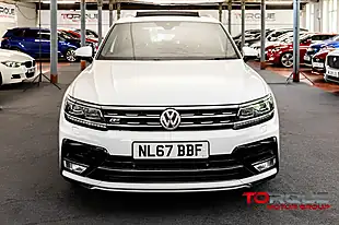 Used 2017 Volkswagen Tiguan R-Line White - Interior and Exterior details 13