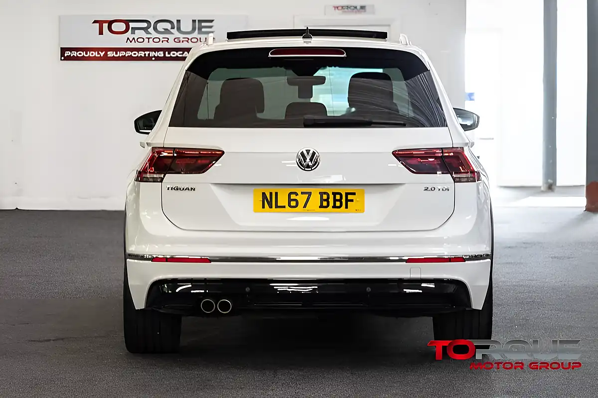 Used 2017 Volkswagen Tiguan R-Line White - Interior and Exterior details 7