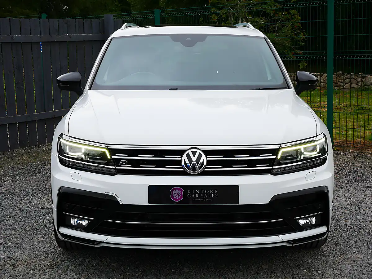 Used 2017 Volkswagen Tiguan R-Line White - Interior and Exterior details 3