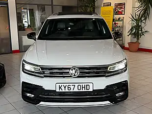 Used 2017 Volkswagen Tiguan R-Line White - Interior and Exterior details 5