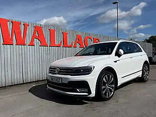 Used 2017 Volkswagen Tiguan R-Line White - Interior and Exterior details 9