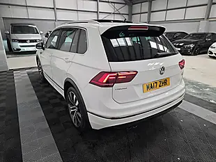 Used 2017 Volkswagen Tiguan R-Line White - Interior and Exterior details 4