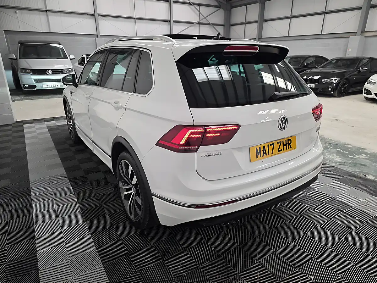 Used 2017 Volkswagen Tiguan R-Line White - Interior and Exterior details 4