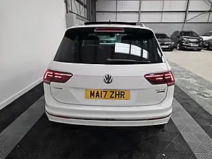 Used 2017 Volkswagen Tiguan R-Line White - Interior and Exterior details 5
