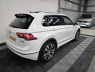 Used 2017 Volkswagen Tiguan R-Line White - Interior and Exterior details 6