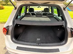 Used 2017 Volkswagen Tiguan R-Line White - Interior and Exterior details 19