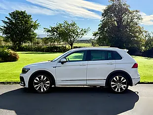 Used 2017 Volkswagen Tiguan R-Line White - Interior and Exterior details 8