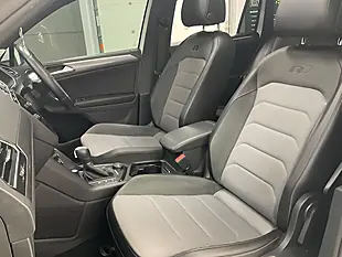 Used 2017 Volkswagen Tiguan R-Line White - Interior and Exterior details 16