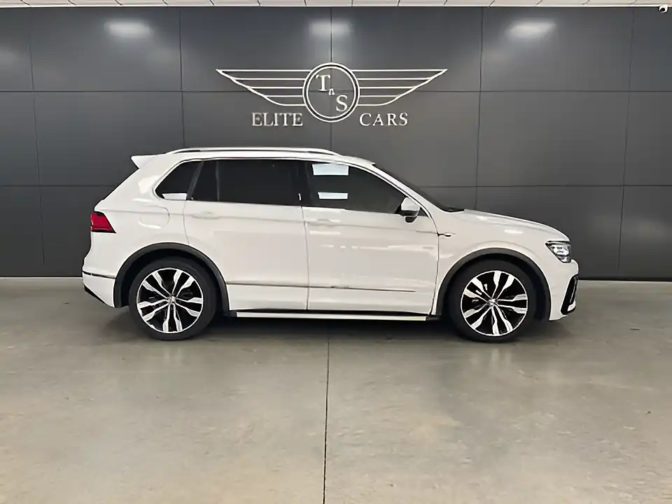 Used 2017 Volkswagen Tiguan R-Line White - Interior and Exterior details 2