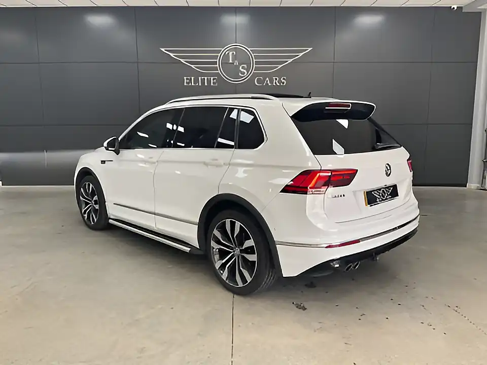 Used 2017 Volkswagen Tiguan R-Line White - Interior and Exterior details 3