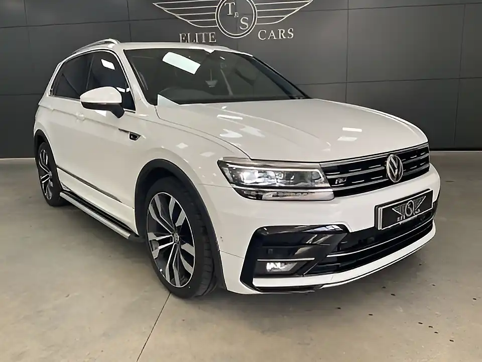 Used 2017 Volkswagen Tiguan R-Line White - Interior and Exterior details 4