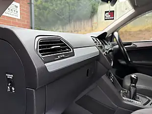 Used 2017 Volkswagen Tiguan Se Black - Interior and Exterior details 15