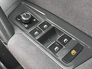 Used 2017 Volkswagen Tiguan Se Black - Interior and Exterior details 15