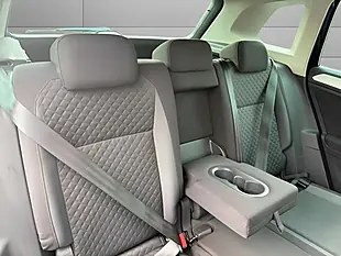 Used 2017 Volkswagen Tiguan Se Black - Interior and Exterior details 17