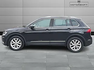 Used 2017 Volkswagen Tiguan Se Black - Interior and Exterior details 6