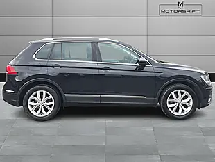 Used 2017 Volkswagen Tiguan Se Black - Interior and Exterior details 7
