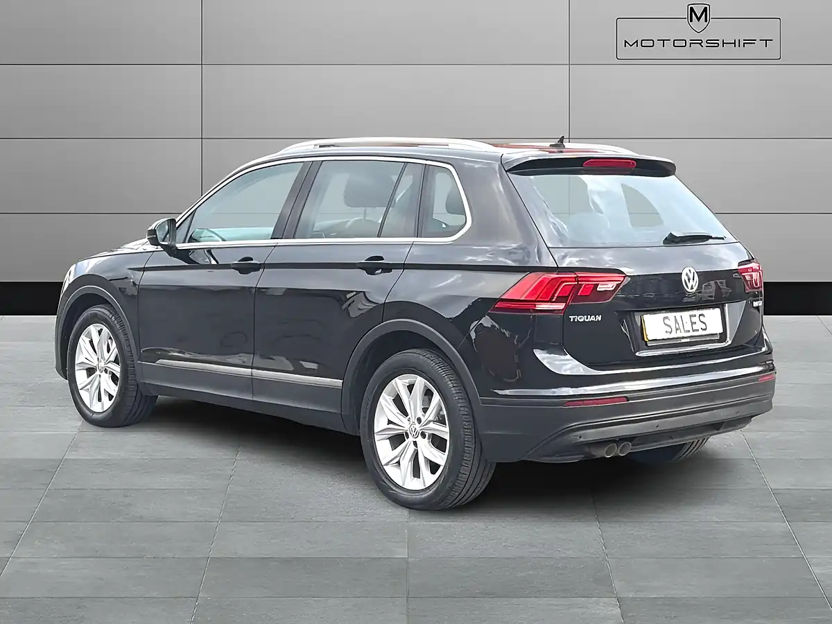 Used 2017 Volkswagen Tiguan Se Black - Interior and Exterior details 9
