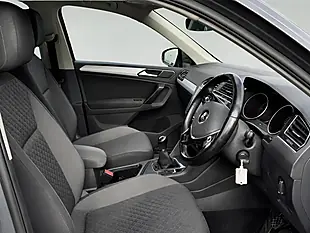 Used 2017 Volkswagen Tiguan Se Edition Grey - Interior and Exterior details 2