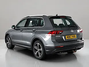 Used 2017 Volkswagen Tiguan Se Edition Grey - Interior and Exterior details 4