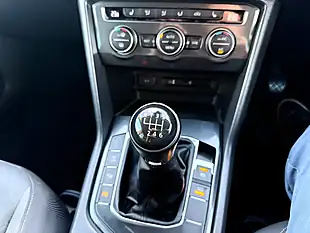 Used 2017 Volkswagen Tiguan Se Grey - Interior and Exterior details 16