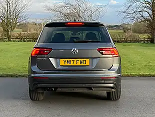 Used 2017 Volkswagen Tiguan Se Grey - Interior and Exterior details 6