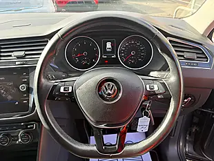 Used 2017 Volkswagen Tiguan Se Grey - Interior and Exterior details 13