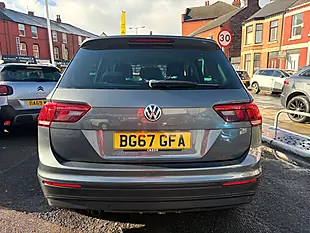Used 2017 Volkswagen Tiguan Se Grey - Interior and Exterior details 6