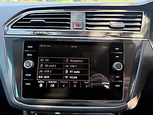 Used 2017 Volkswagen Tiguan Se Navigation Black - Interior and Exterior details 12
