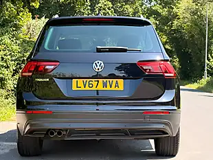 Used 2017 Volkswagen Tiguan Se Navigation Black - Interior and Exterior details 7