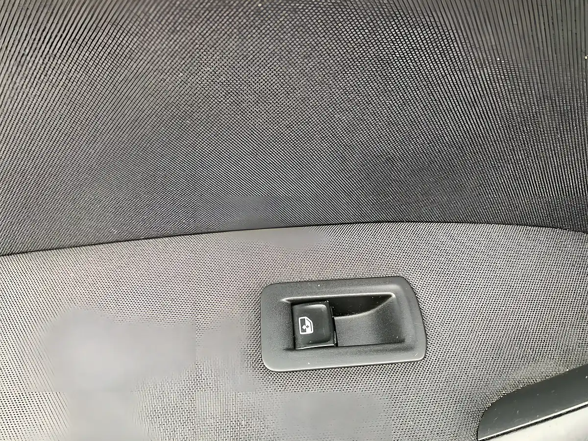 Used 2017 Volkswagen Tiguan Se Navigation Blue - Interior and Exterior details 18