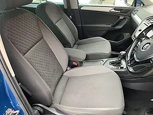 Used 2017 Volkswagen Tiguan Se Navigation Blue - Interior and Exterior details 3