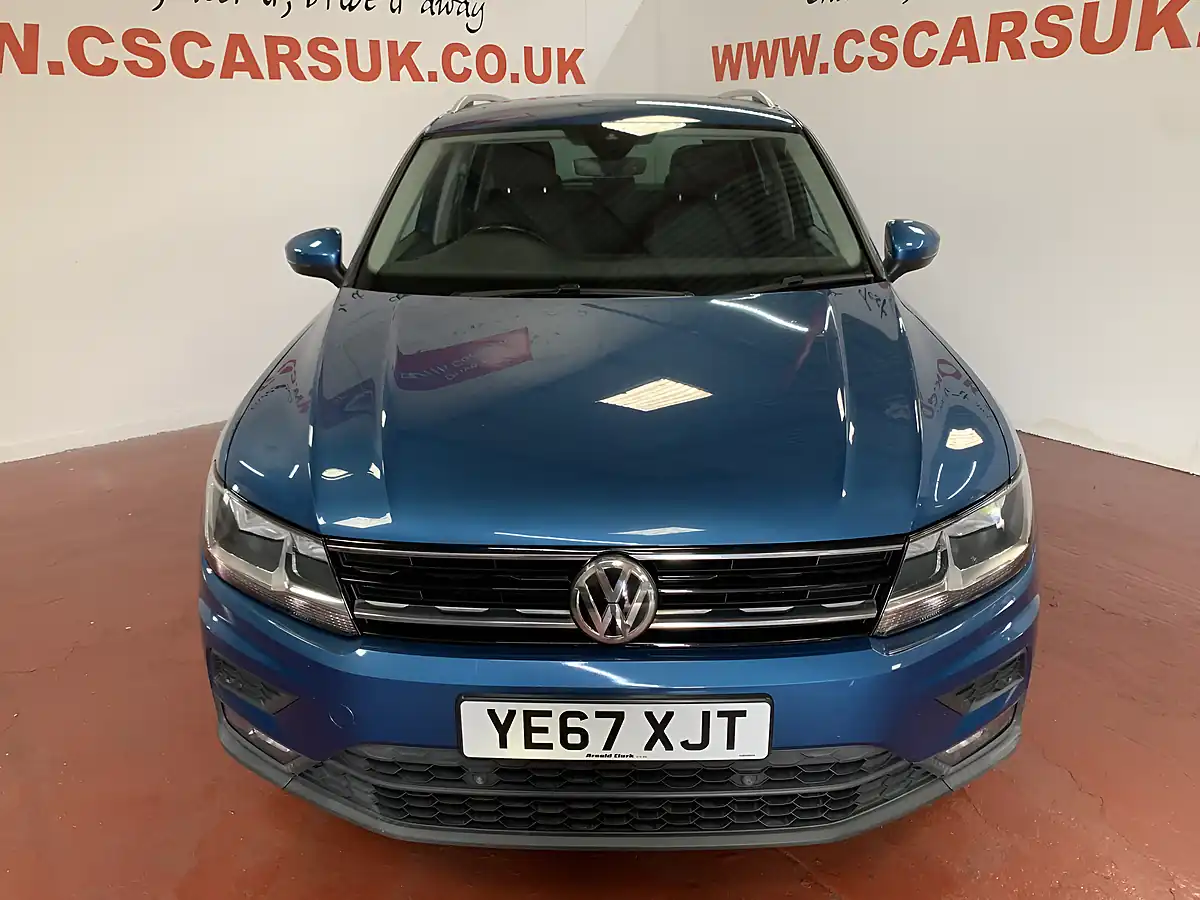 Used 2017 Volkswagen Tiguan Se Navigation Blue - Interior and Exterior details 9