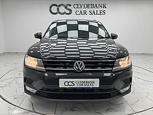 Used 2017 Volkswagen Tiguan Se Navigation Grey - Interior and Exterior details 12