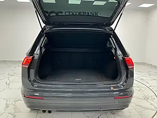 Used 2017 Volkswagen Tiguan Se Navigation Grey - Interior and Exterior details 18