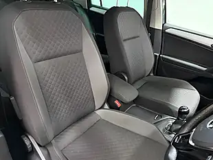 Used 2017 Volkswagen Tiguan Se Navigation Grey - Interior and Exterior details 15